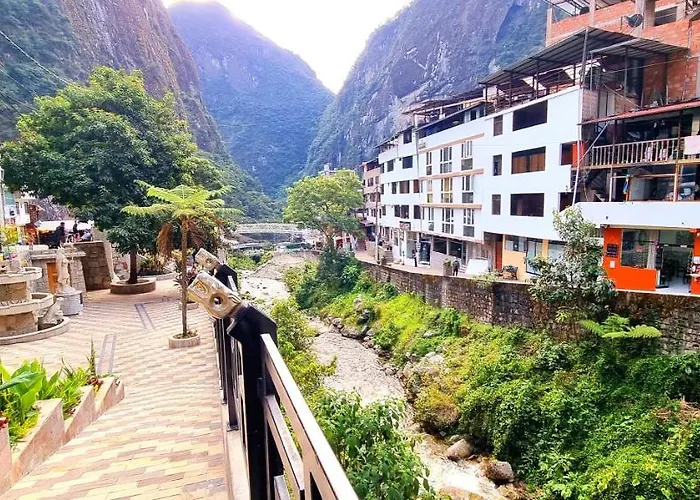 Raices Hotel 3*