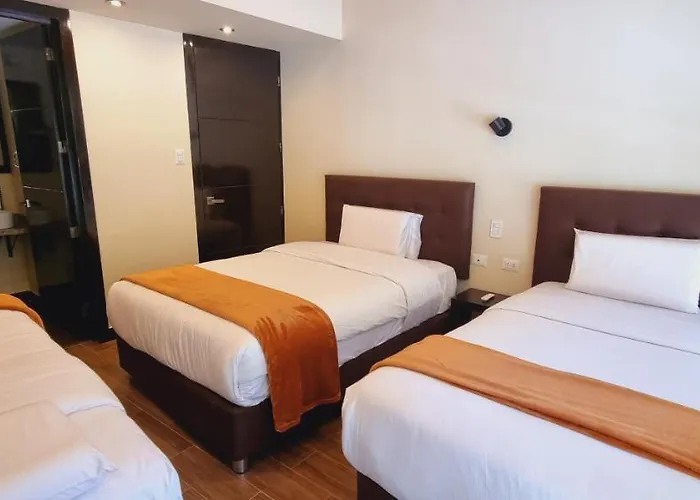 Hotel Raices 3*