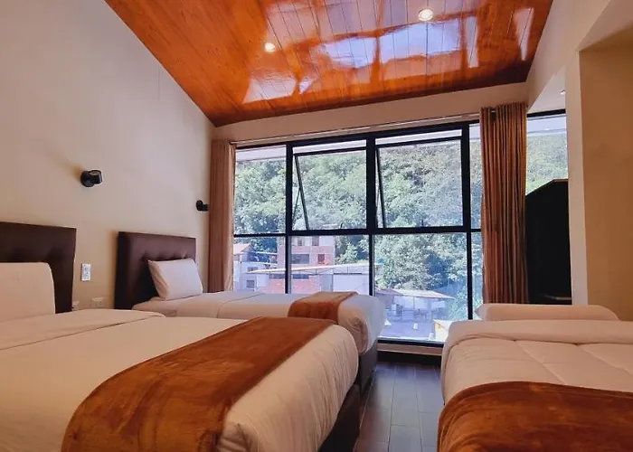 Raices Hotel 3*