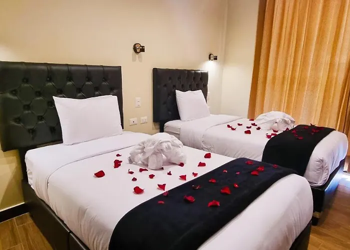 Hotel Raices