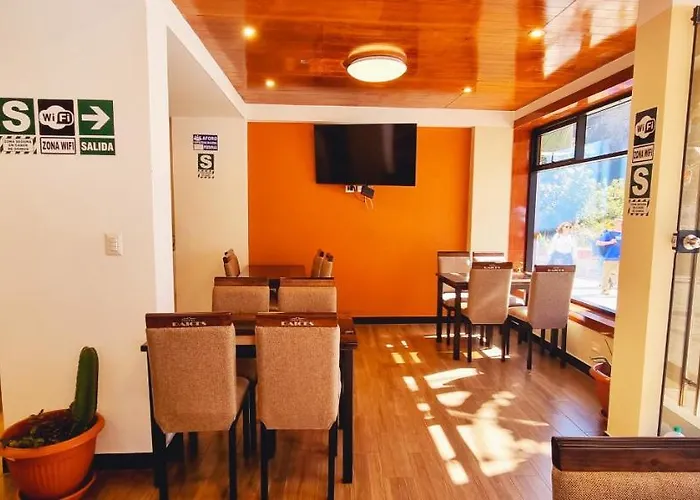 Hotel Raices 3*